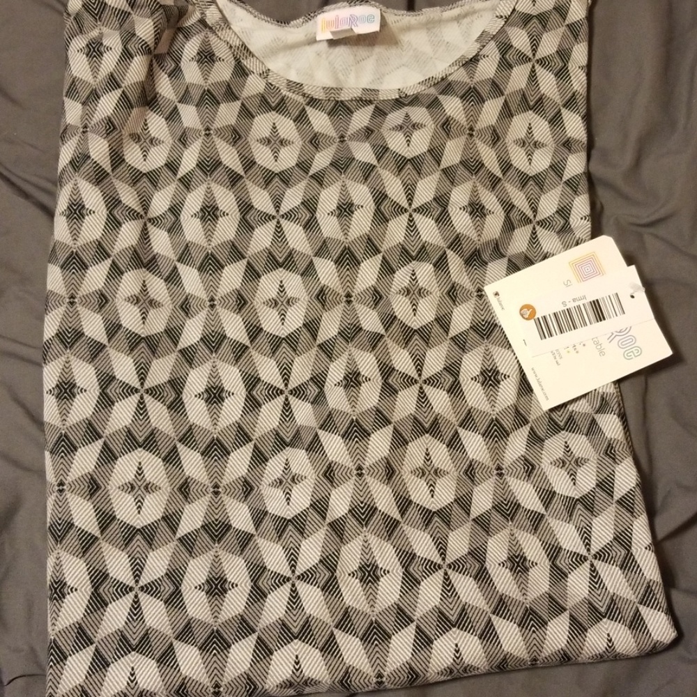 Lularoe irma